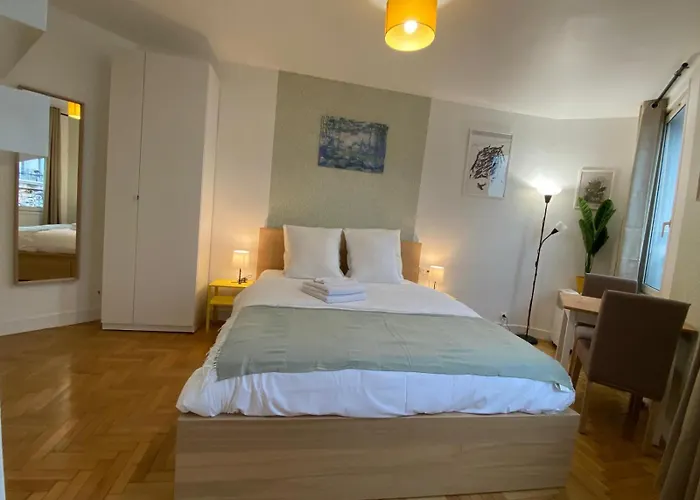 Number 6 Apartment Pantin